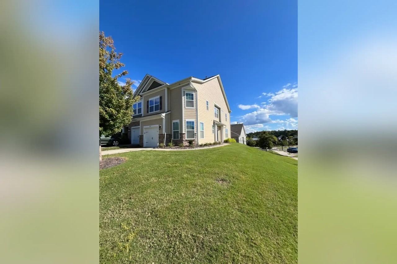 4959 Harris Woods Blvd - Photo 2 of 16