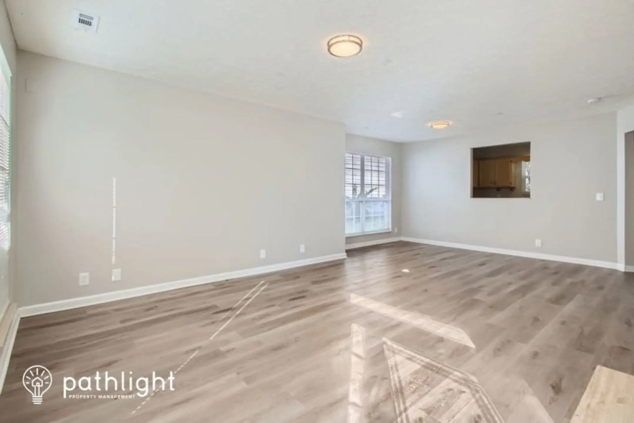 5748 Murphywood Xing - Photo 3 of 25