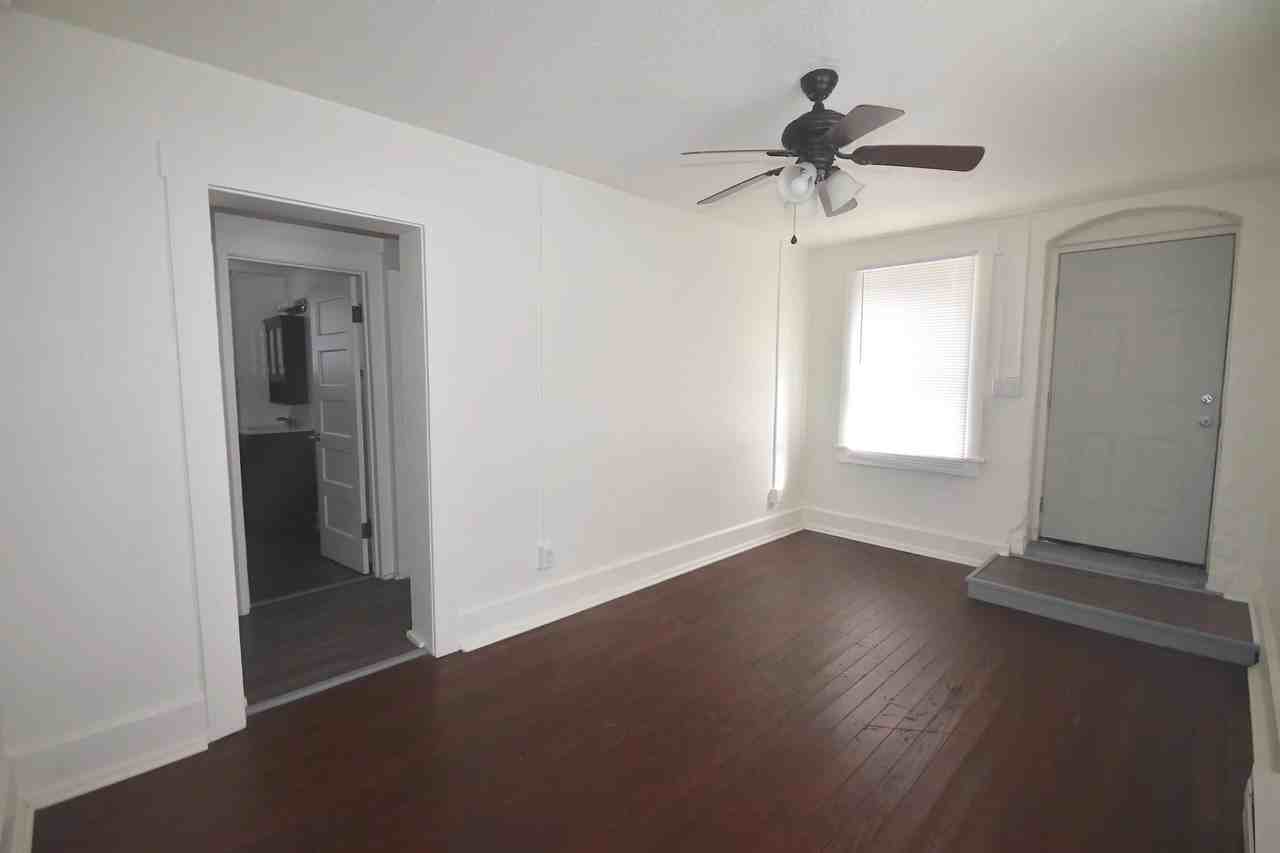 301 N Franklin St Apt 9 #Apt 9