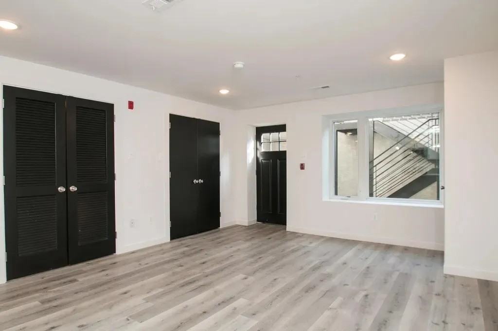 10 N 57Th St - Photo 2 of 11