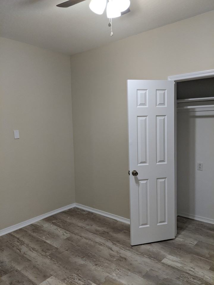 4884 Highwayapt C #C - Photo 7 of 8