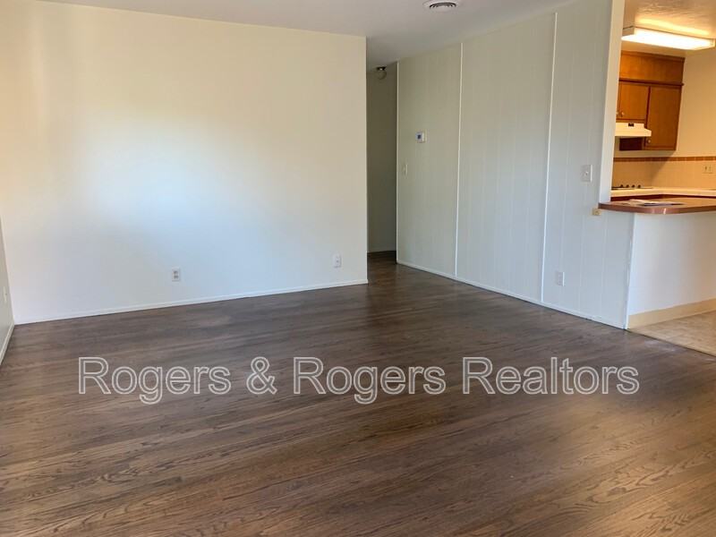 3520 Brookdale Dr - Photo 2 of 7