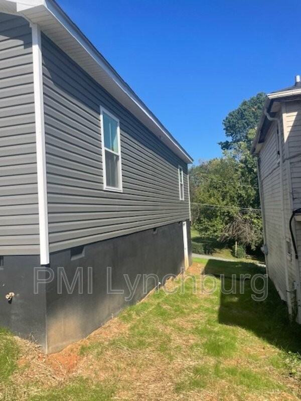 94 Chambers Street - Photo 4 of 20