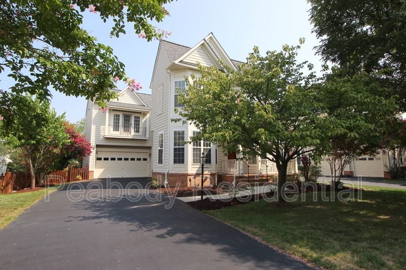 40424 Milford Dr - Photo 2 of 30