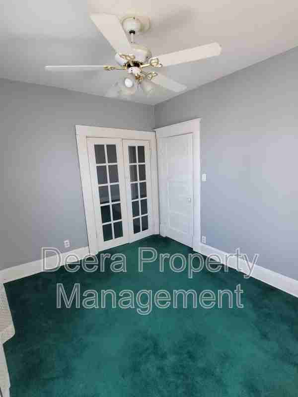 2606 Mitchell Ave - Photo 2 of 9