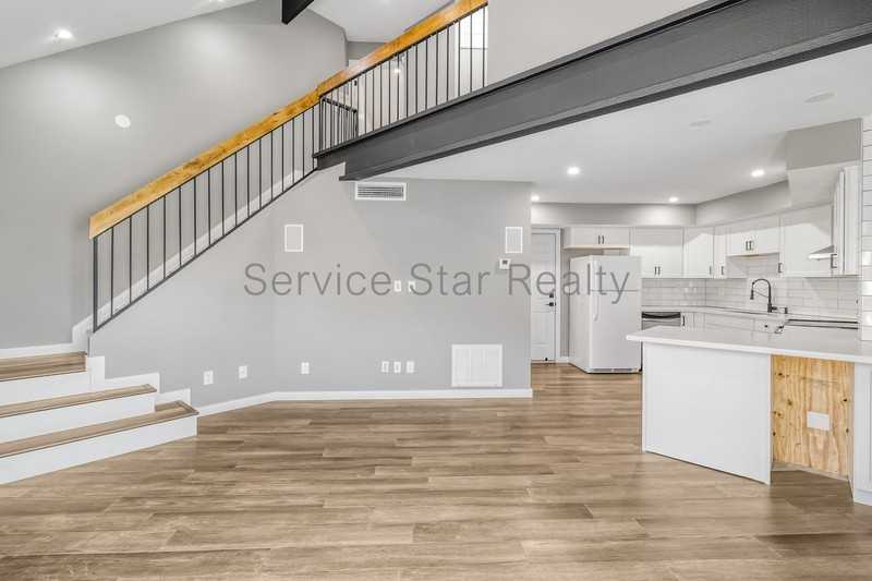7318 N 43rd Ln - Photo 2 of 15