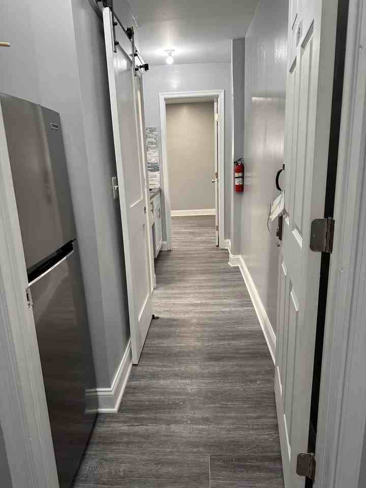 2047 S 19th St #2B - Photo 5 of 11