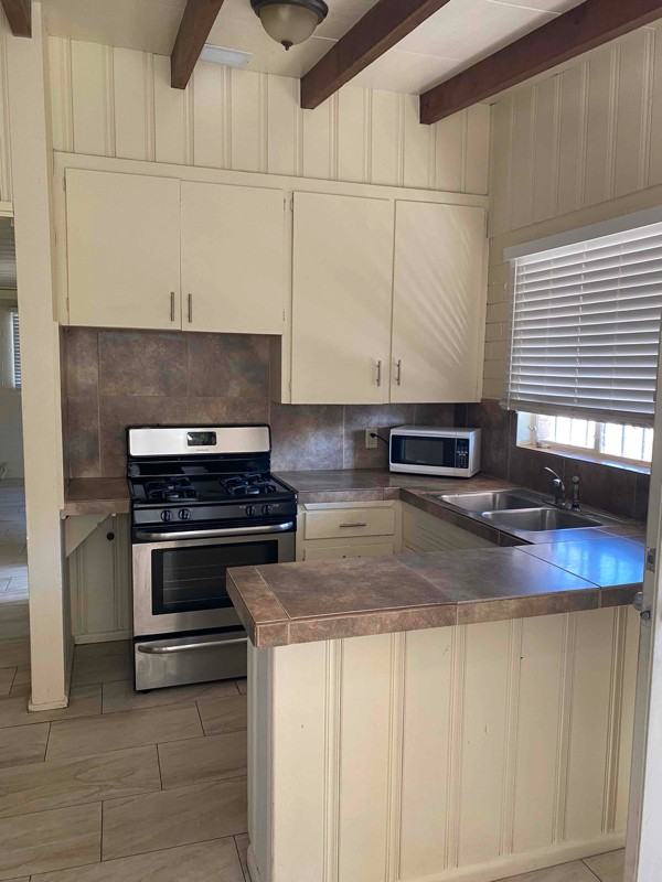 732 East Waverly Street