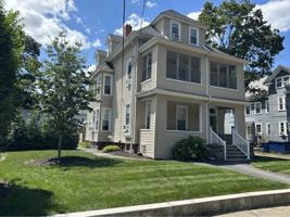 featured image of 18 Florence St #2