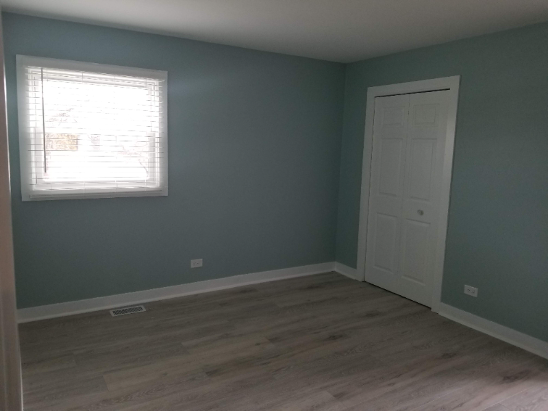 209 Washington Sq #A - Photo 3 of 8