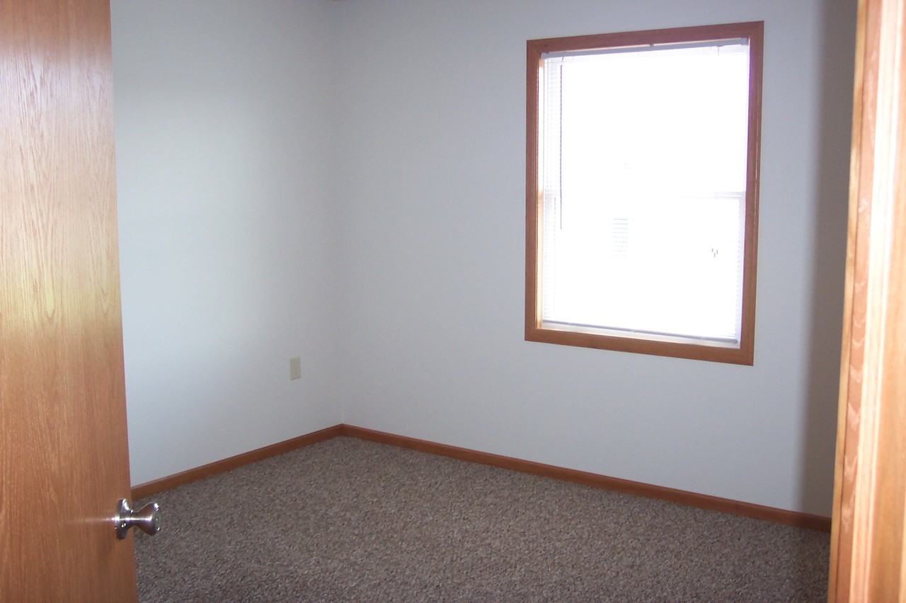 519 Landmann St #A - Photo 3 of 6