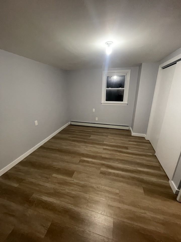 67 S Woodside Ave #3 - Photo 2 of 8