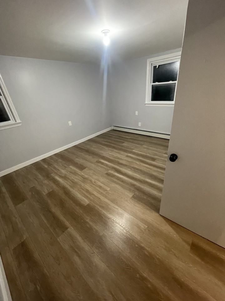 67 S Woodside Ave #3 - Photo 3 of 8