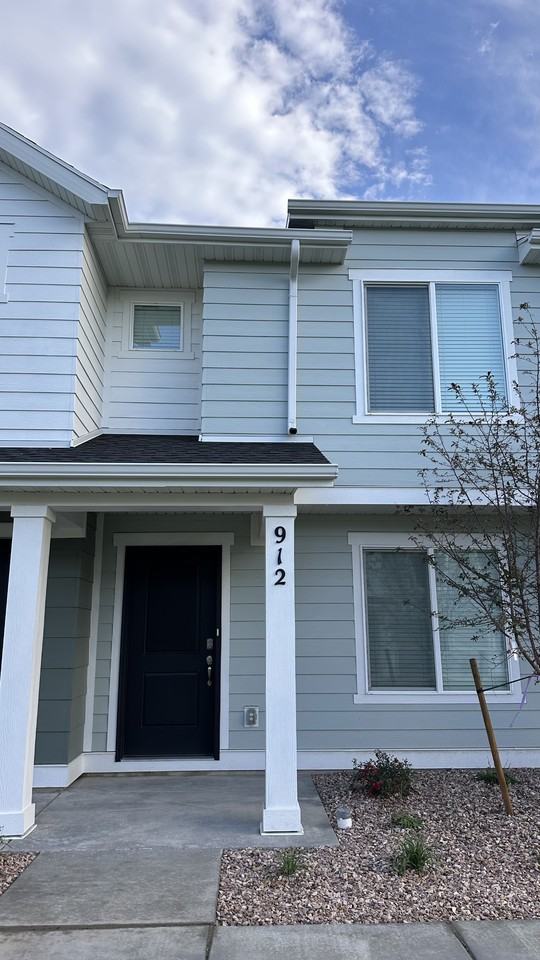 912 E Barrelman Ct #912 - Photo 2 of 29