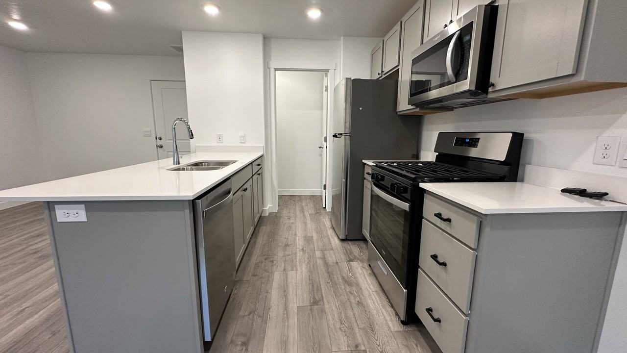 912 E Barrelman Ct #912 - Photo 6 of 29