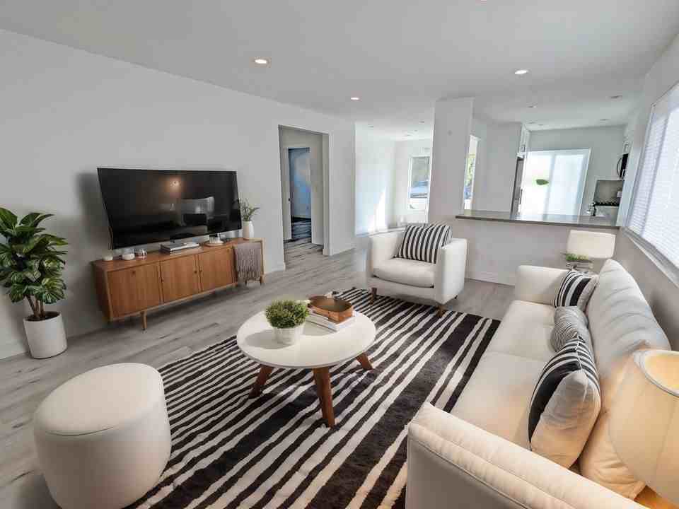 3917 1/2 Prospect Ave #12 - Photo 2 of 10