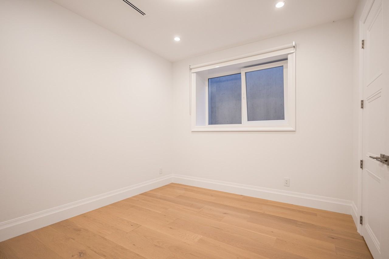 990 Cross Creek Road - Photo 3 of 10