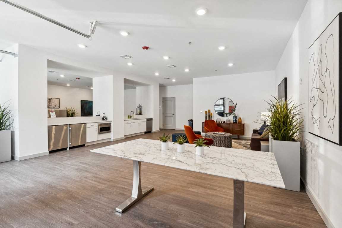 The Constellation on King - Photo 6 of 17