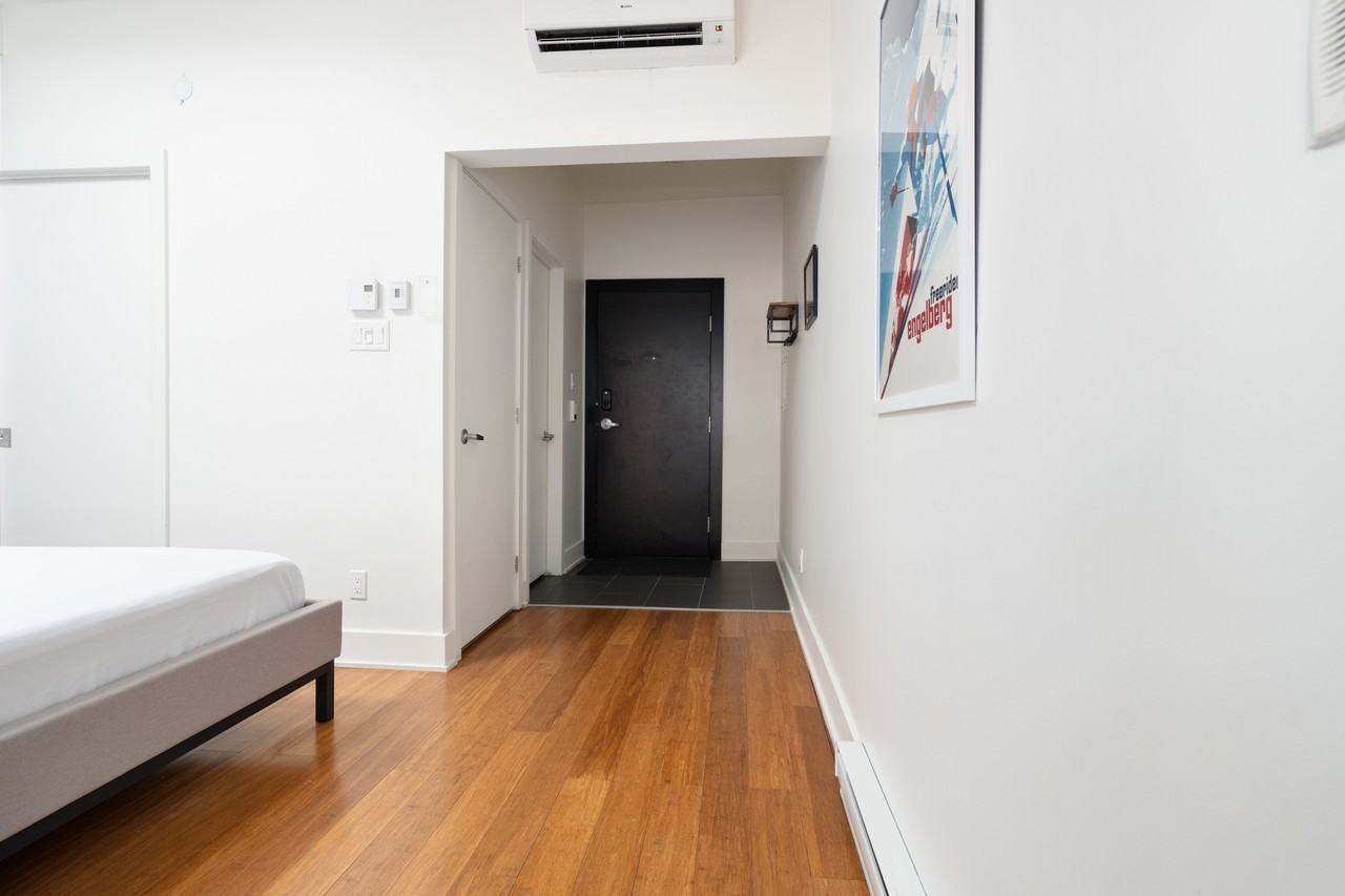 62 Rue Prince-Arthur Est — photo 2