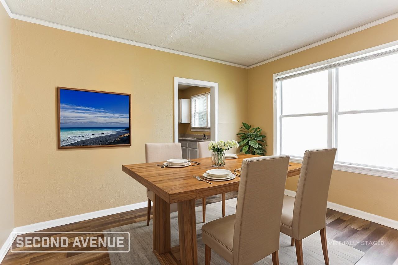 7048 Alpine St - Photo 4 of 26