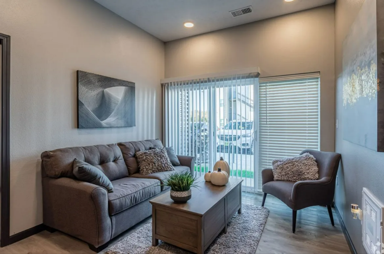 The Crossings at East Cherry - Photo 2 of 31