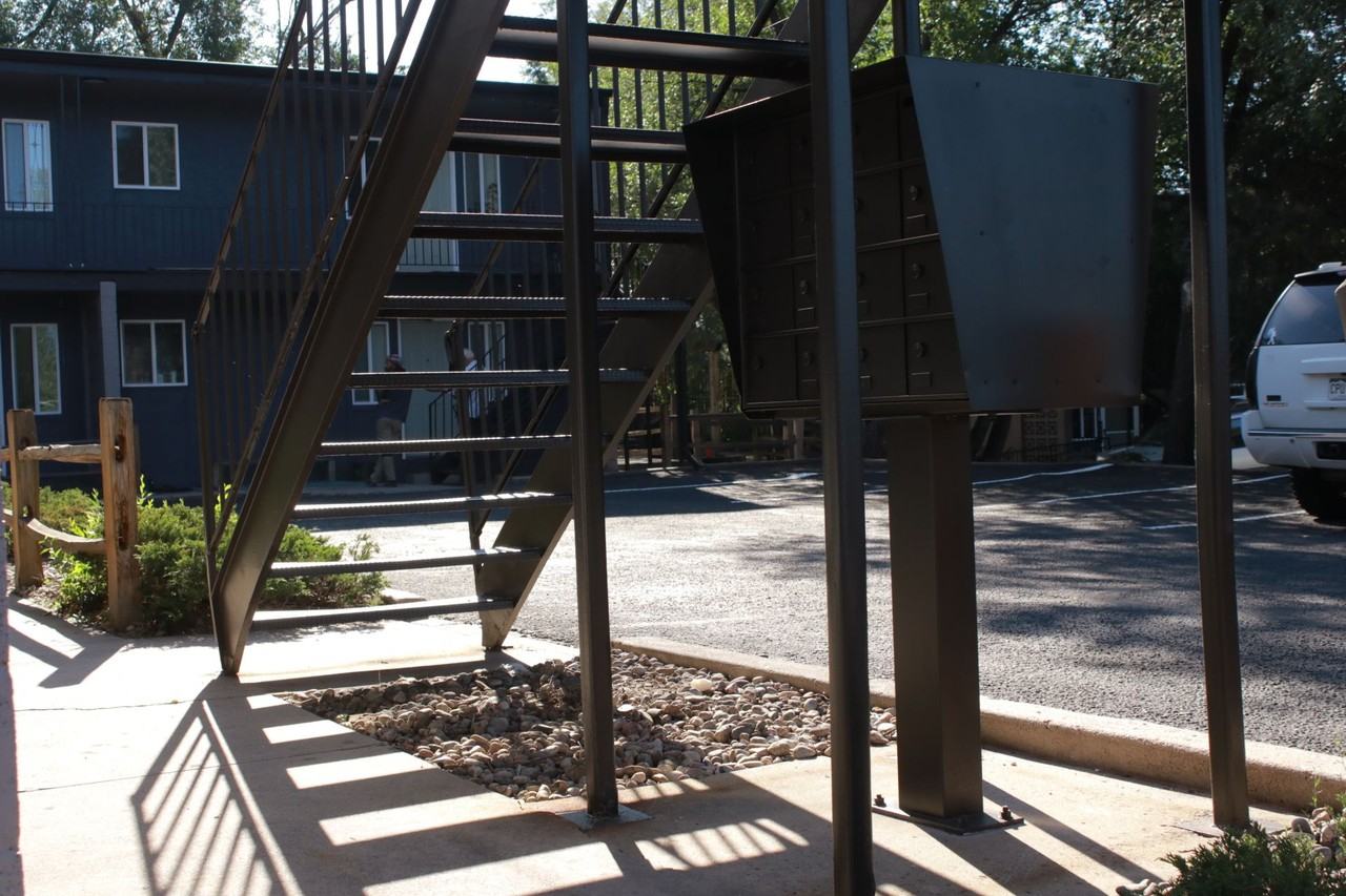 Grand West at Alex Place - Photo 6 of 10