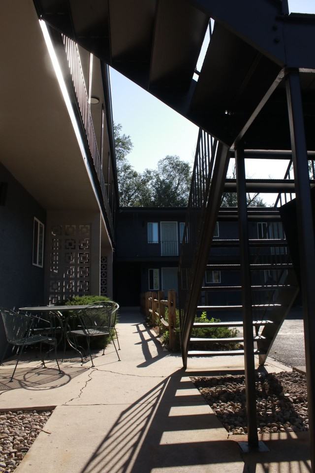 Grand West at Alex Place - Photo 7 of 10