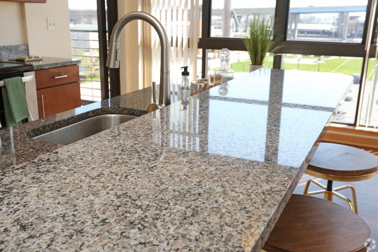 Jackson Square Apartments - Photo 5 of 24