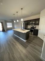 featured image of 1300 N Windsor Ave