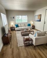 featured image of 11 Baker St