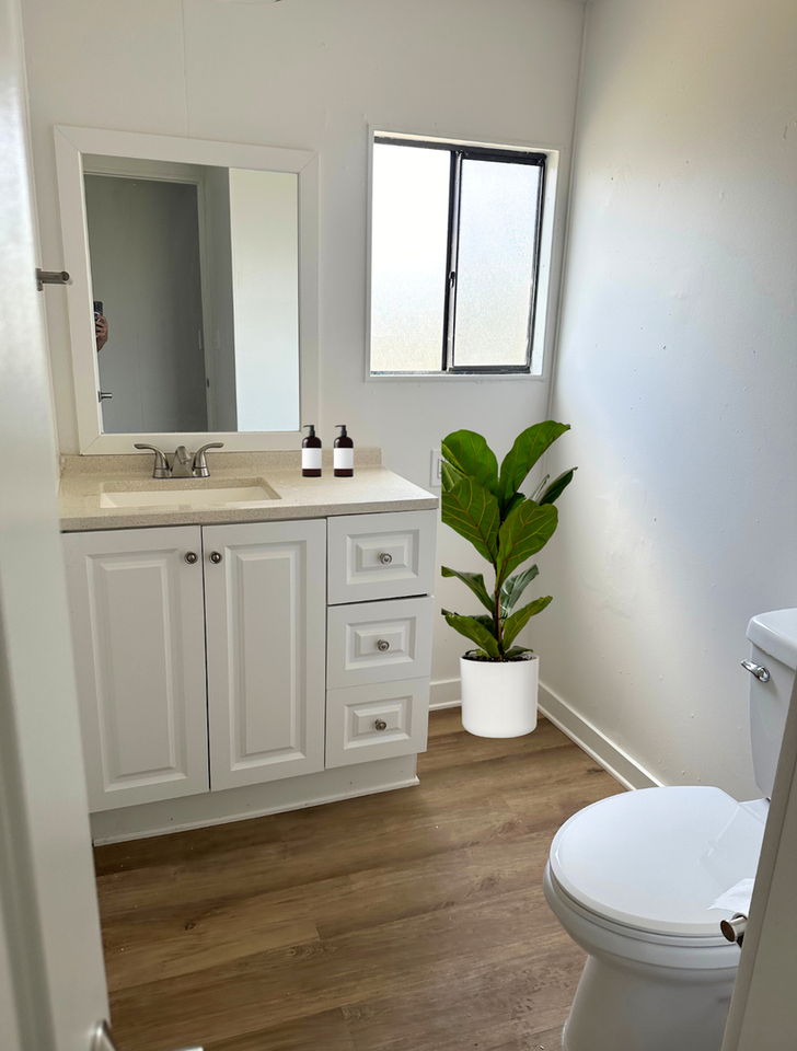 11 Baker Street - Photo 3 of 12