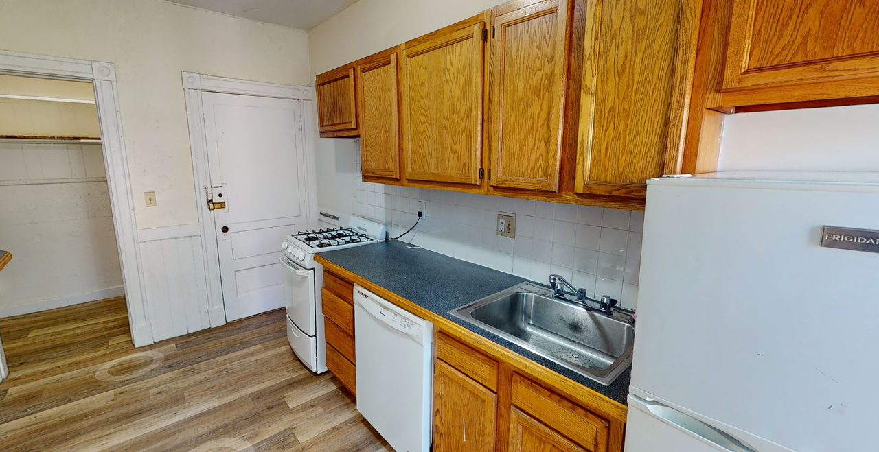 19 Mount Hood Rd