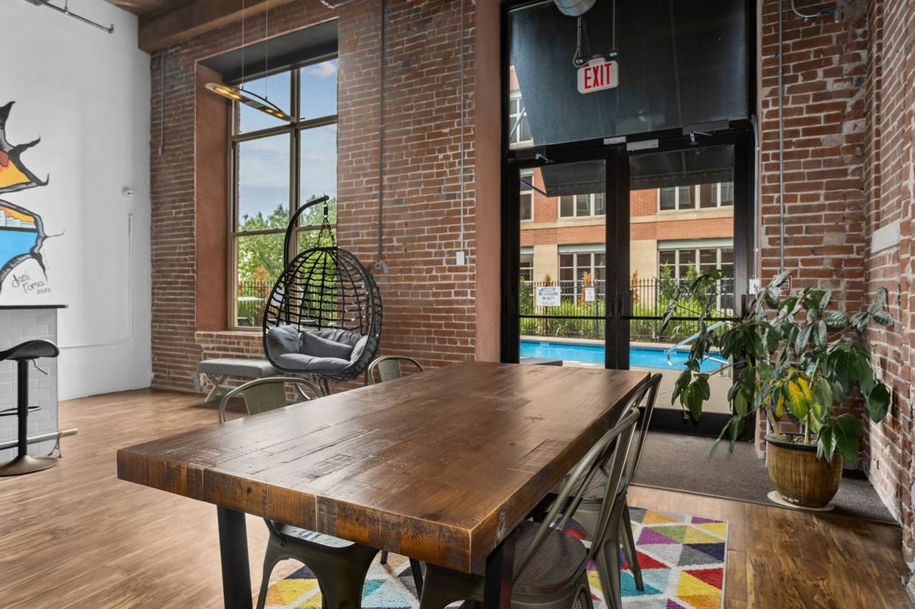 Richards & Conover Lofts - Photo 4 of 18