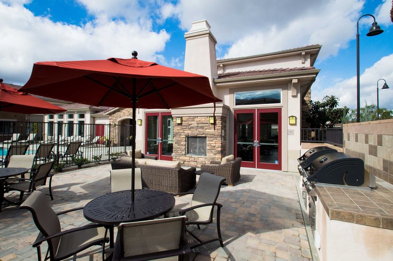 Avila Apartment Homes - Photo 4 of 50