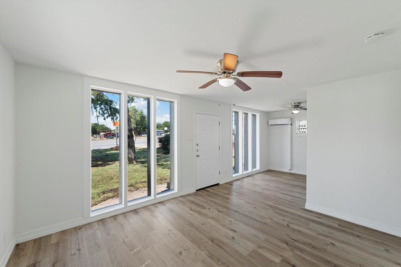 Solstice Valley Mills Apartments - Photo 2 of 28