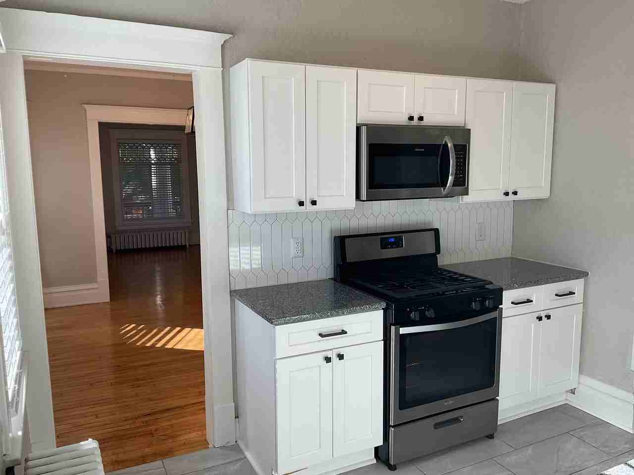 222 West 33rd Street #222 - Photo 4 of 50