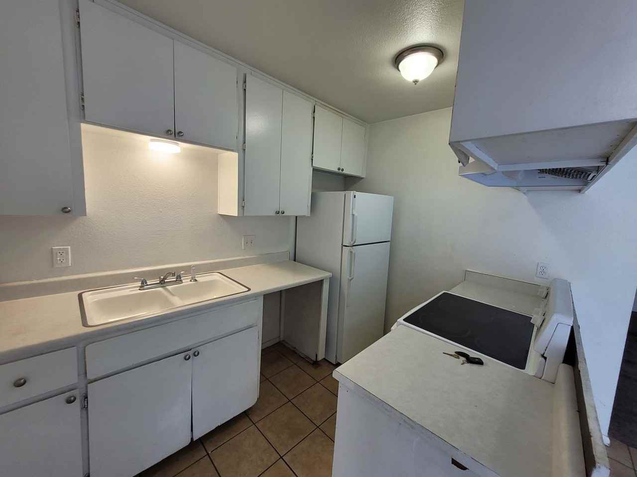 Virginia Manor - Photo 3 of 17