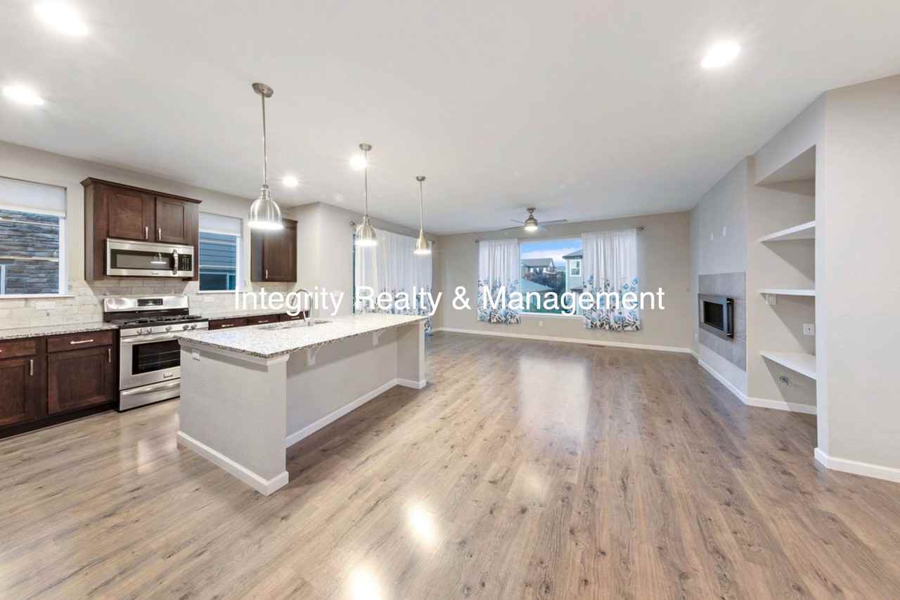 2610 Meadows Blvd #A - Photo 4 of 25