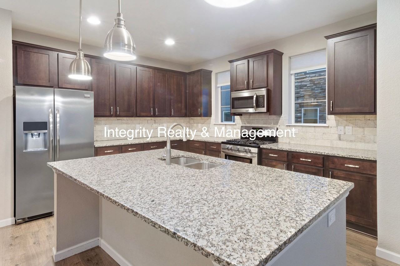 2610 Meadows Blvd #A - Photo 6 of 25