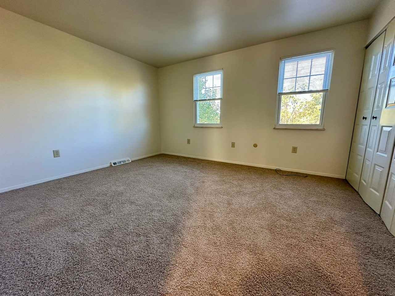 407 Bellwood Dr - Photo 7 of 14