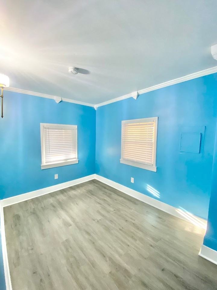 32 Rose St #5 - Photo 7 of 11