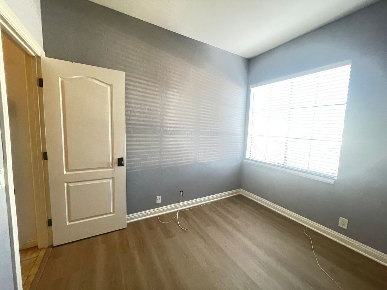 4520 51st St #1 - Photo 7 of 11