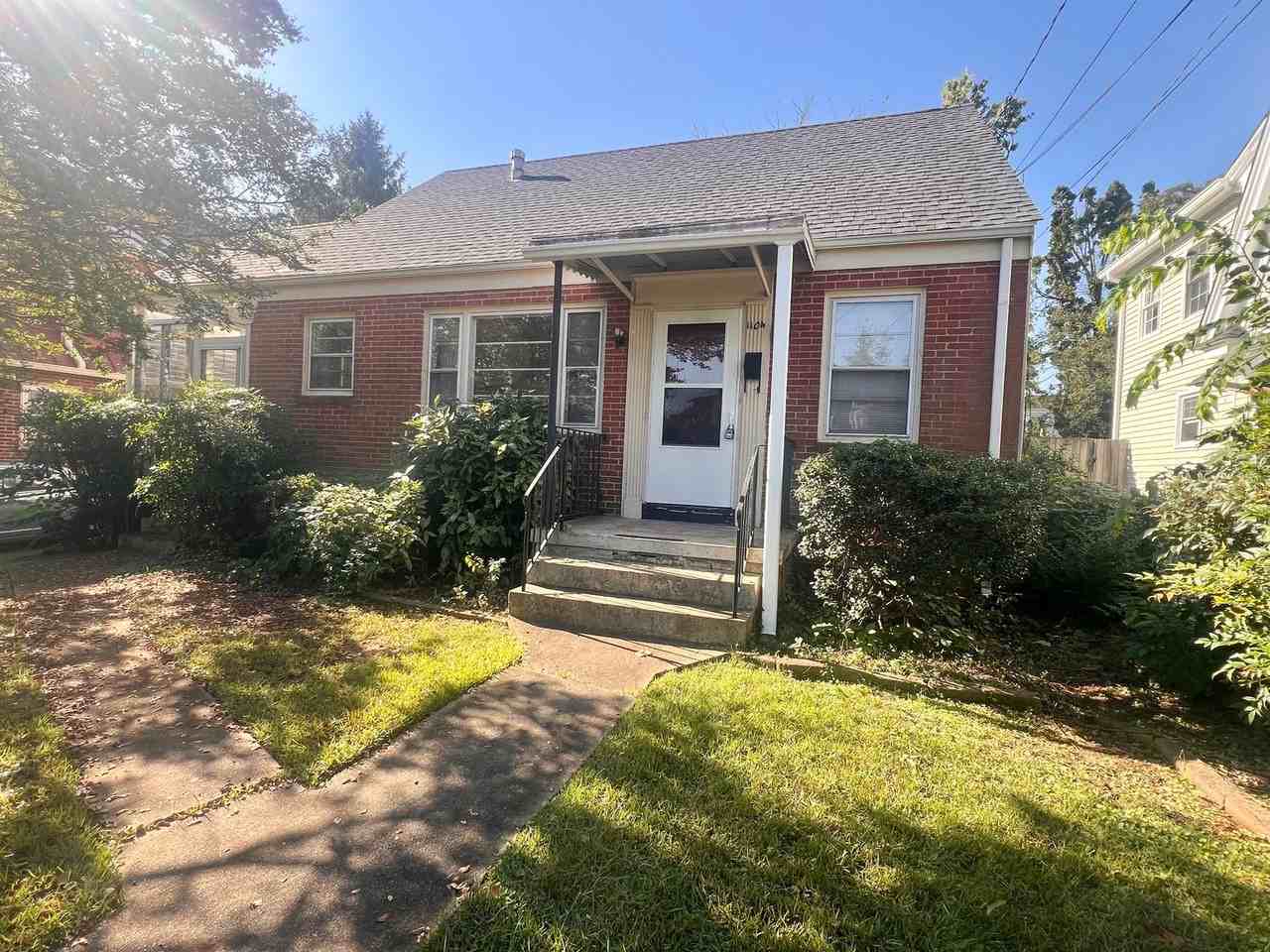 1104 Little High St - Photo 4 of 29