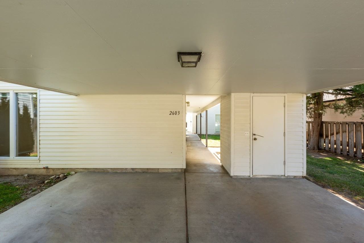 Jefferson Street Duplex - Photo 3 of 21