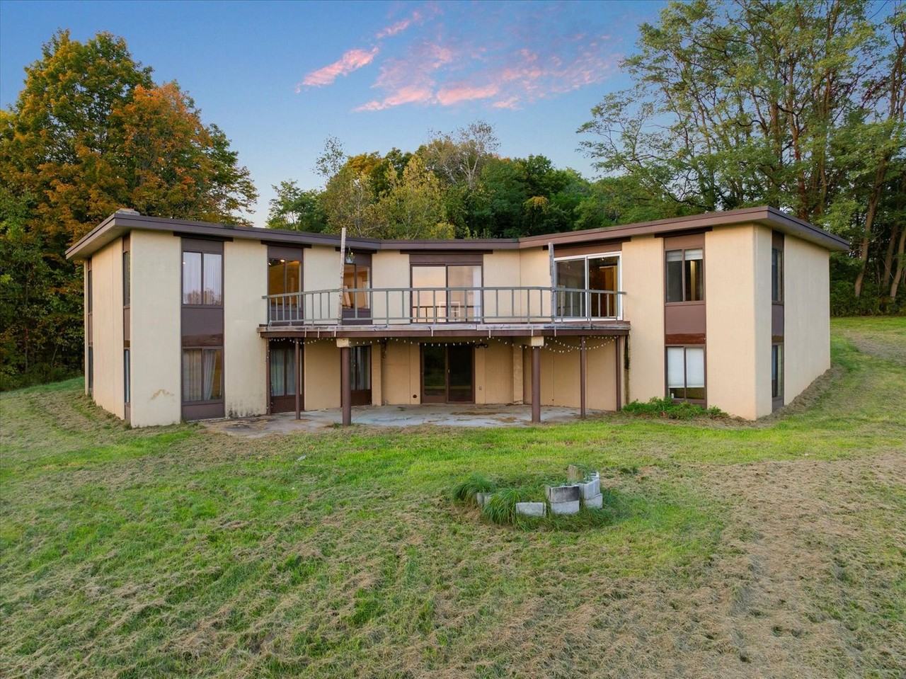 9198 Sly Hill Rd - Photo 2 of 25