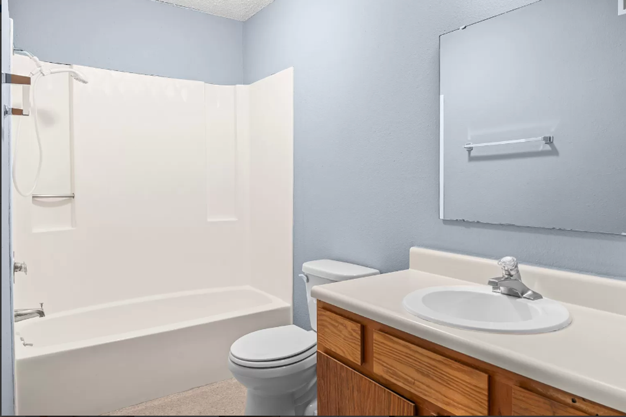 Riverfront Apartments - - Photo 7 of 8