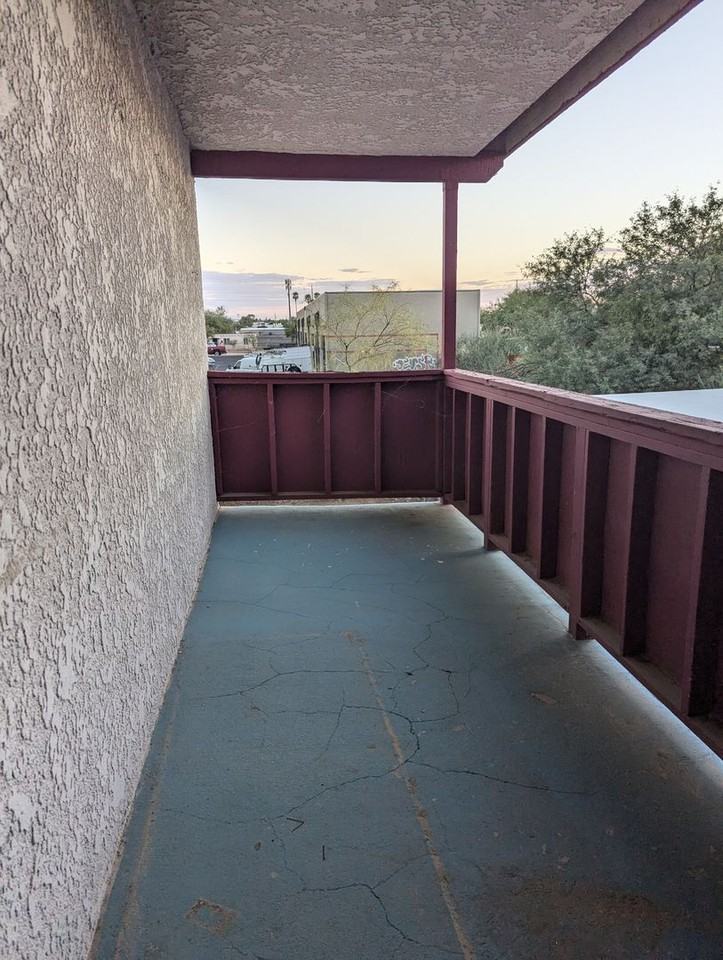 An affordable neighorhood near some of Tucson's best greeen spaces - Photo 4 of 20