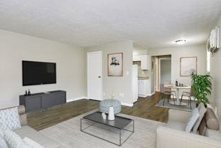 South Terrace Apartments – Comfort & Convenience in Cincinnati! - Photo 1 of 1