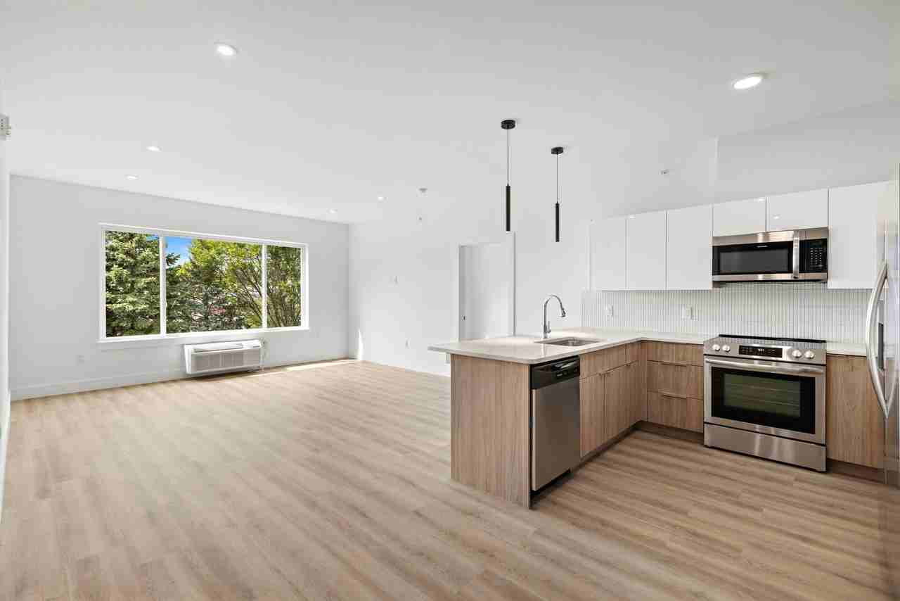 187 Main Street - Photo 2 of 15