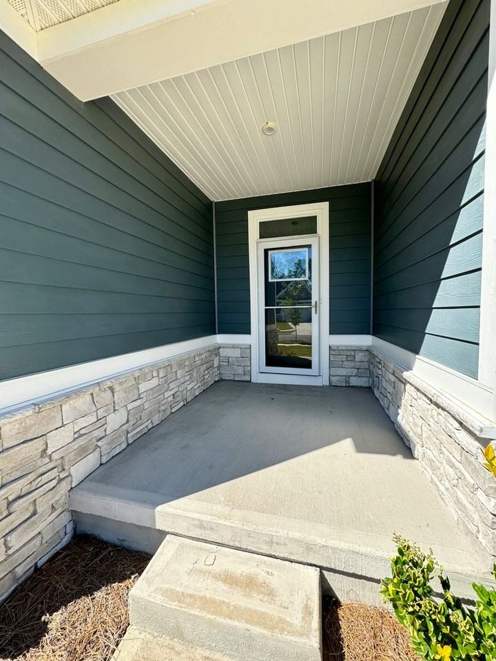 6512 Cumberland Dr - Photo 2 of 35